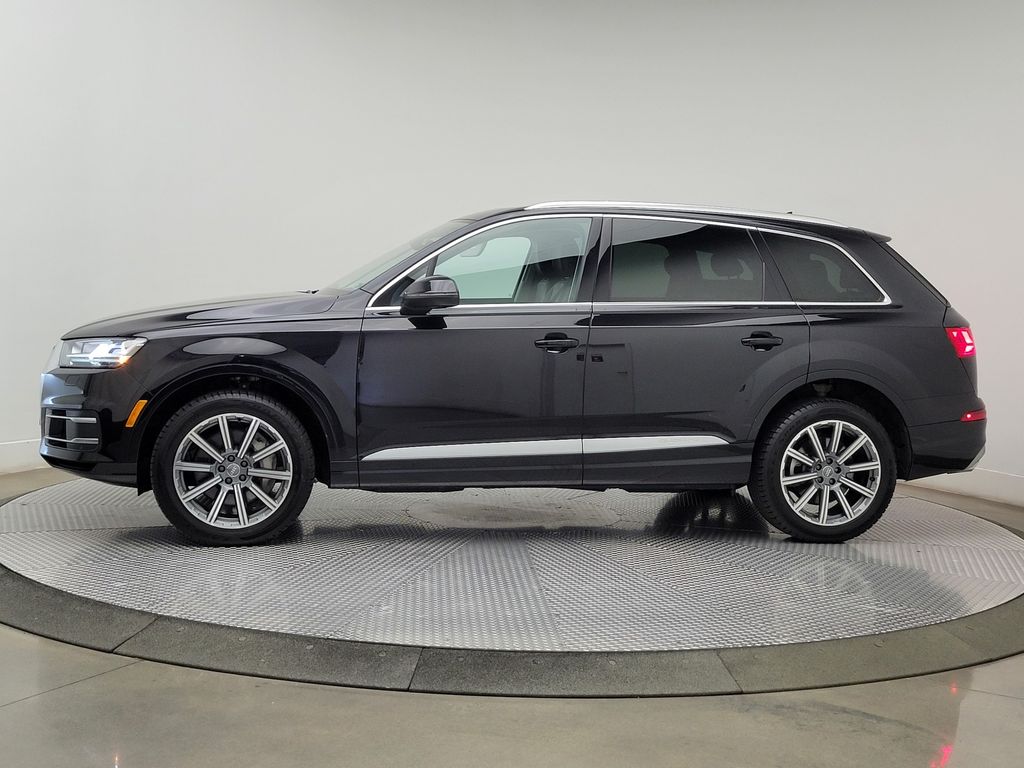 Thumbnail: 2019 Audi Q7 - 3