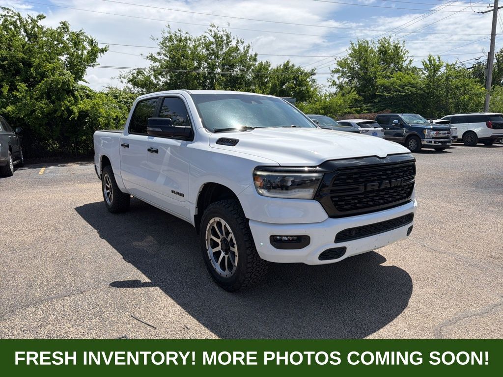 Bright White Clearcoat 2023 RAM 1500 Big Horn Crew Cab 4WD Pickup Truck Four-Wheel Drive 8-Speed Automatic