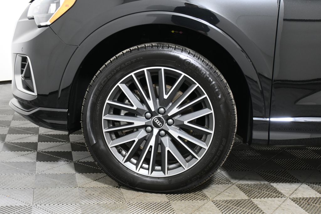 Thumbnail: 2021 Audi Q3 - 11