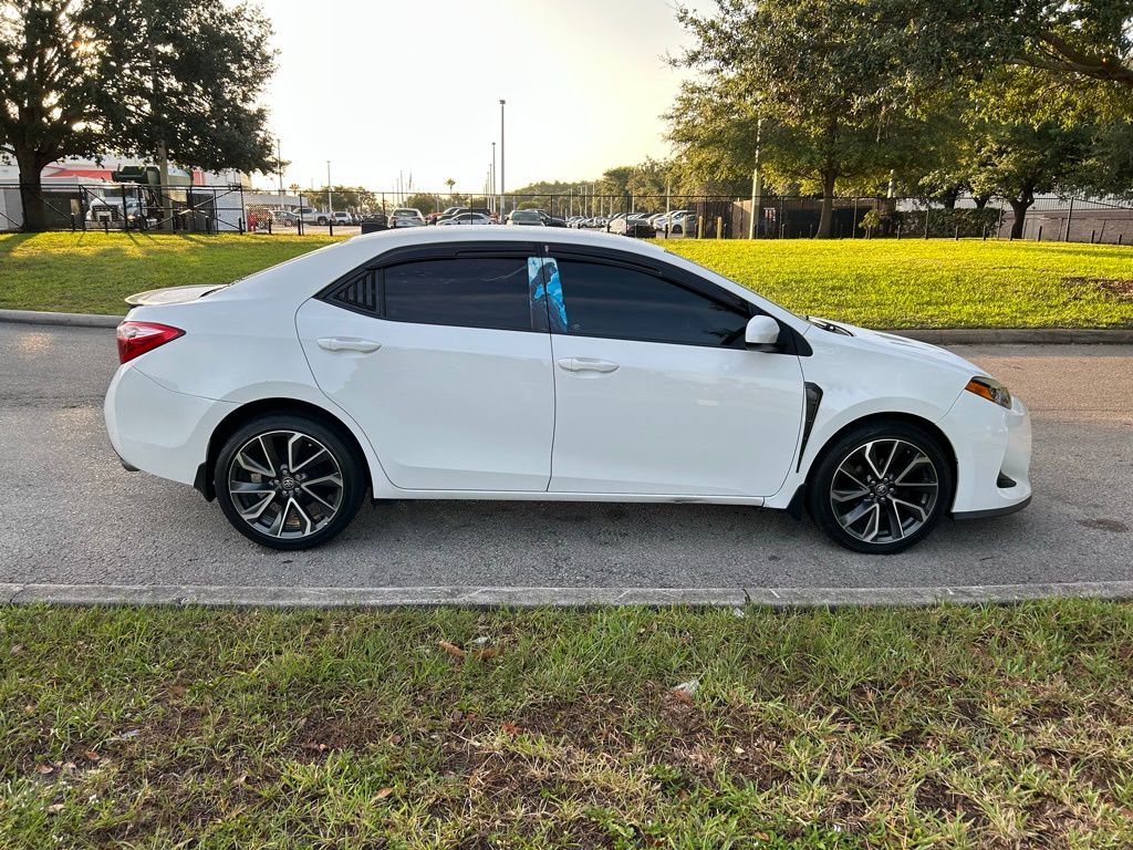 Thumbnail: 2018 Toyota Corolla - 6