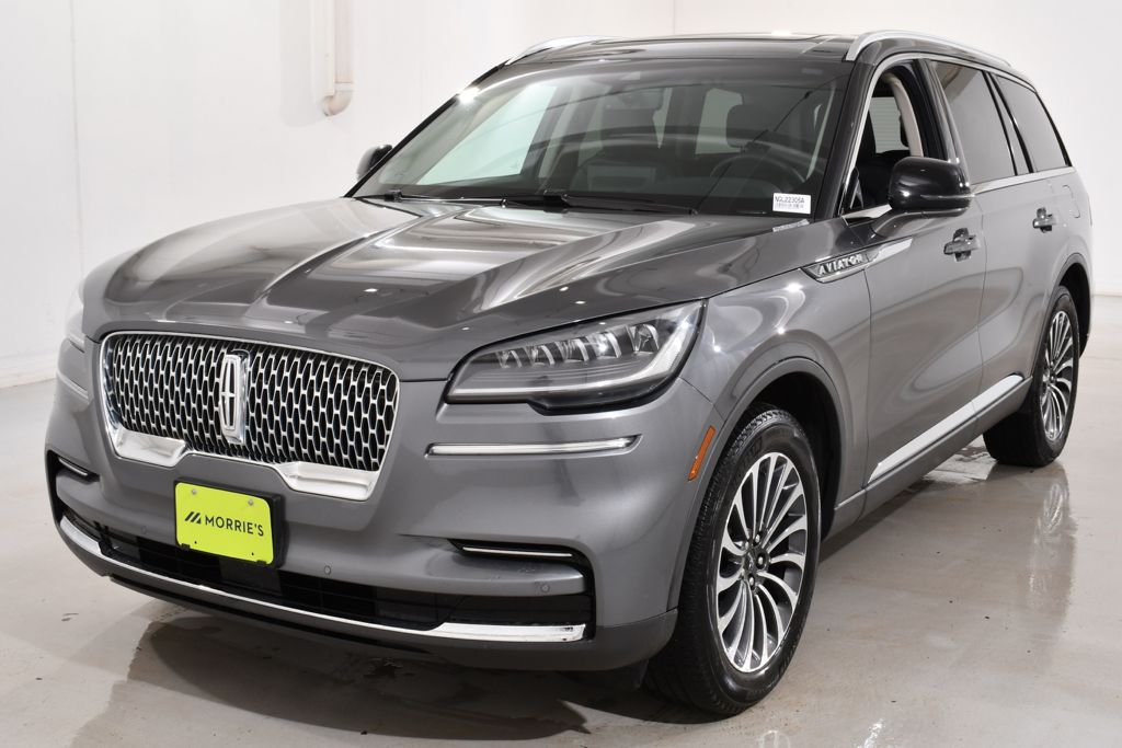 Used 2022 Gray Lincoln Standard image 2