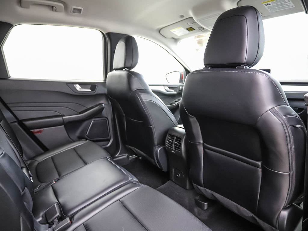 2024 Ford Escape Platinum 25