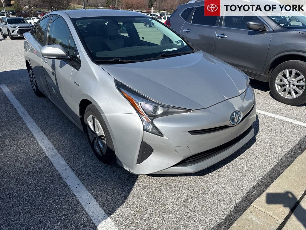 2016 Toyota Prius Three FWD
