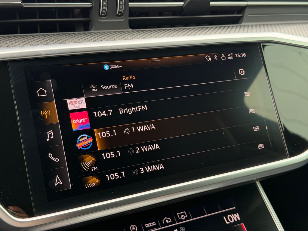 Thumbnail: 2022 Audi S6 - 27