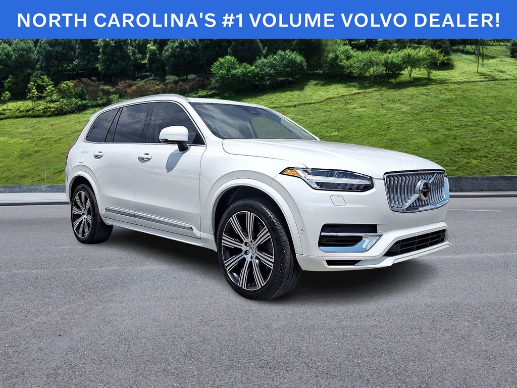 Crystal White Pearl 2025 Volvo XC90 SUV / Crossover Automatic
