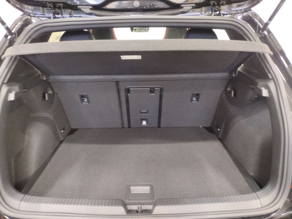 2025 Volkswagen Golf GTI Autobahn