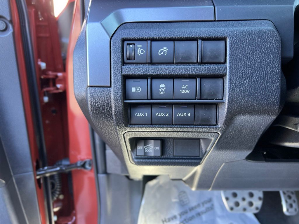 2025 Toyota Tacoma TRD Sport Double Cab photo 19
