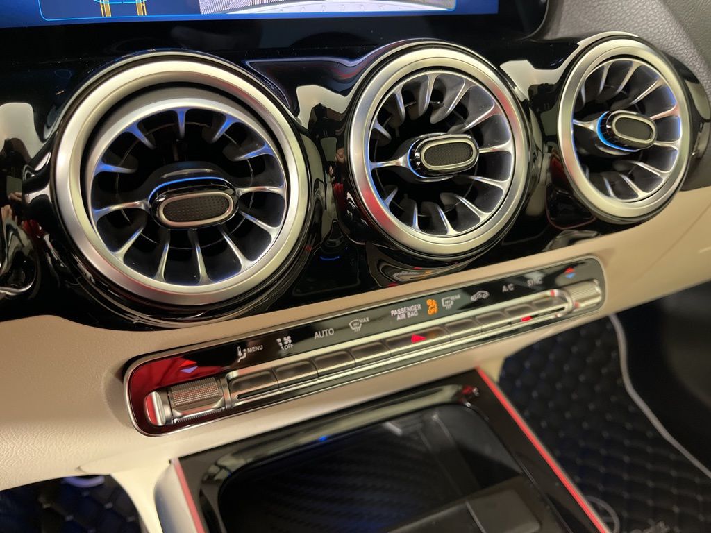 Thumbnail: 2024 Mercedes-Benz GLA - 31