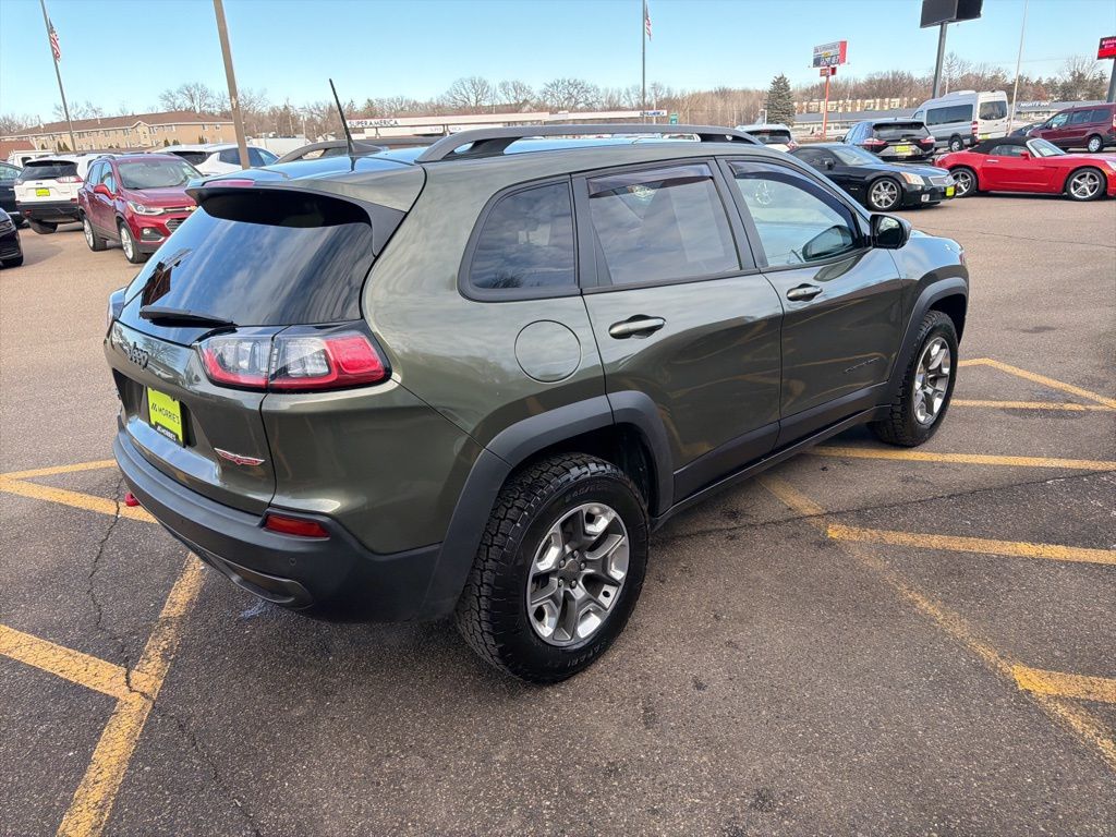 Used 2019 Green Jeep Trailhawk image 9
