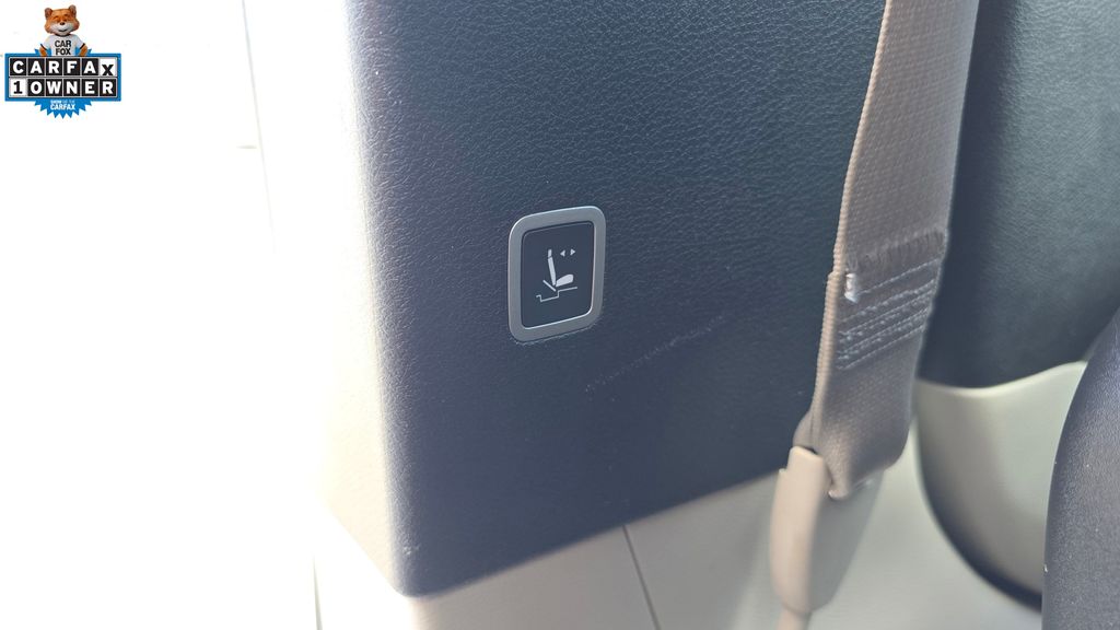 2023 Chrysler Pacifica Limited - Photo 28