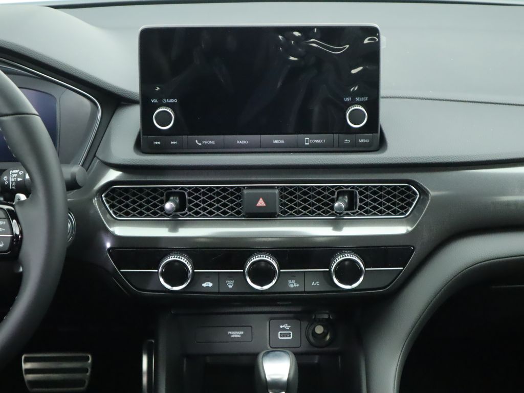 Thumbnail: 2025 Acura Integra - 16