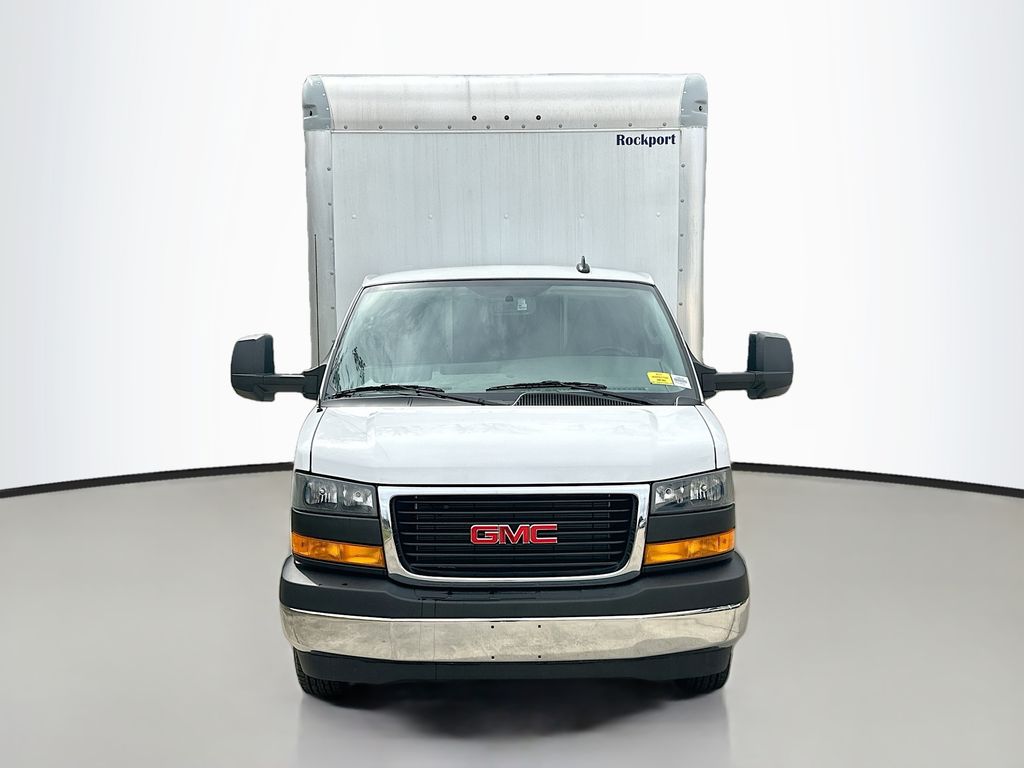 Used 2024 White GMC 4500 Van image 2