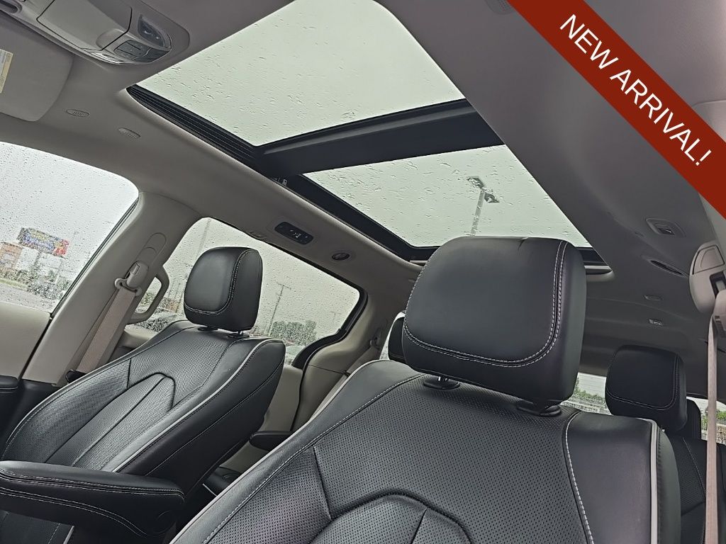 Used 2023 Chrysler Pacifica Hybrid For Sale in Fort Wayne, IN