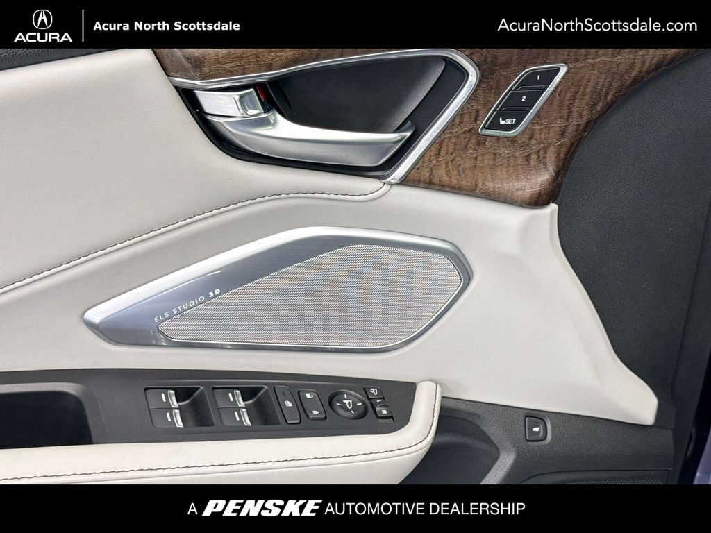 Thumbnail: 2023 Acura RDX - 23