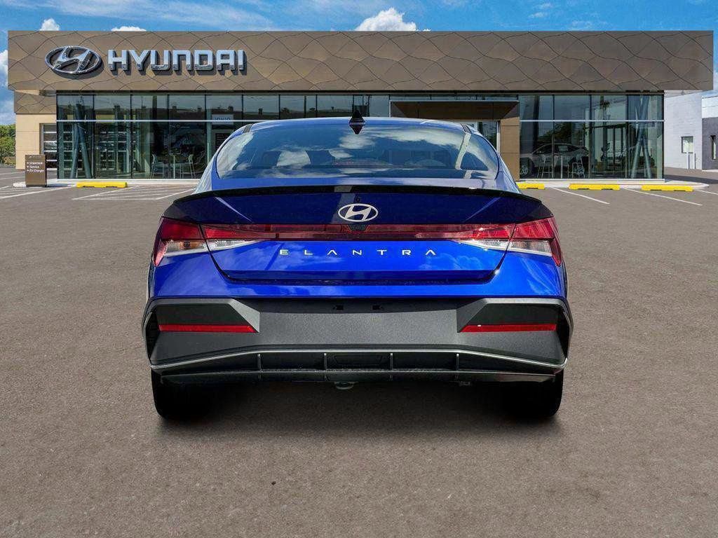 New 2025 Hyundai Elantra SEL Sport New 2025 Hyundai Elantra SEL Sport