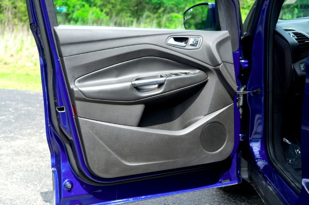 Used Car 2016 Ford Escape  Titanium For Sale Under $10,000 In Taylor, Texas