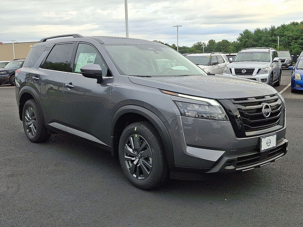 Thumbnail: 2025 Nissan Pathfinder - 3