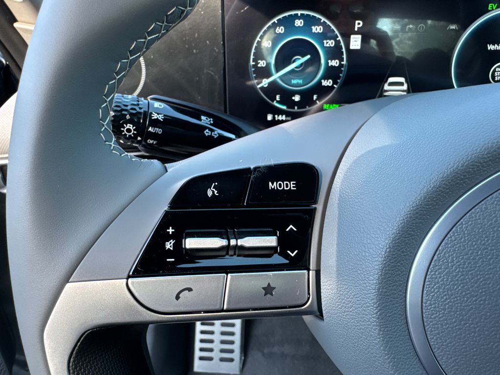 2025 Hyundai Elantra Hybrid SEL Sport photo 14