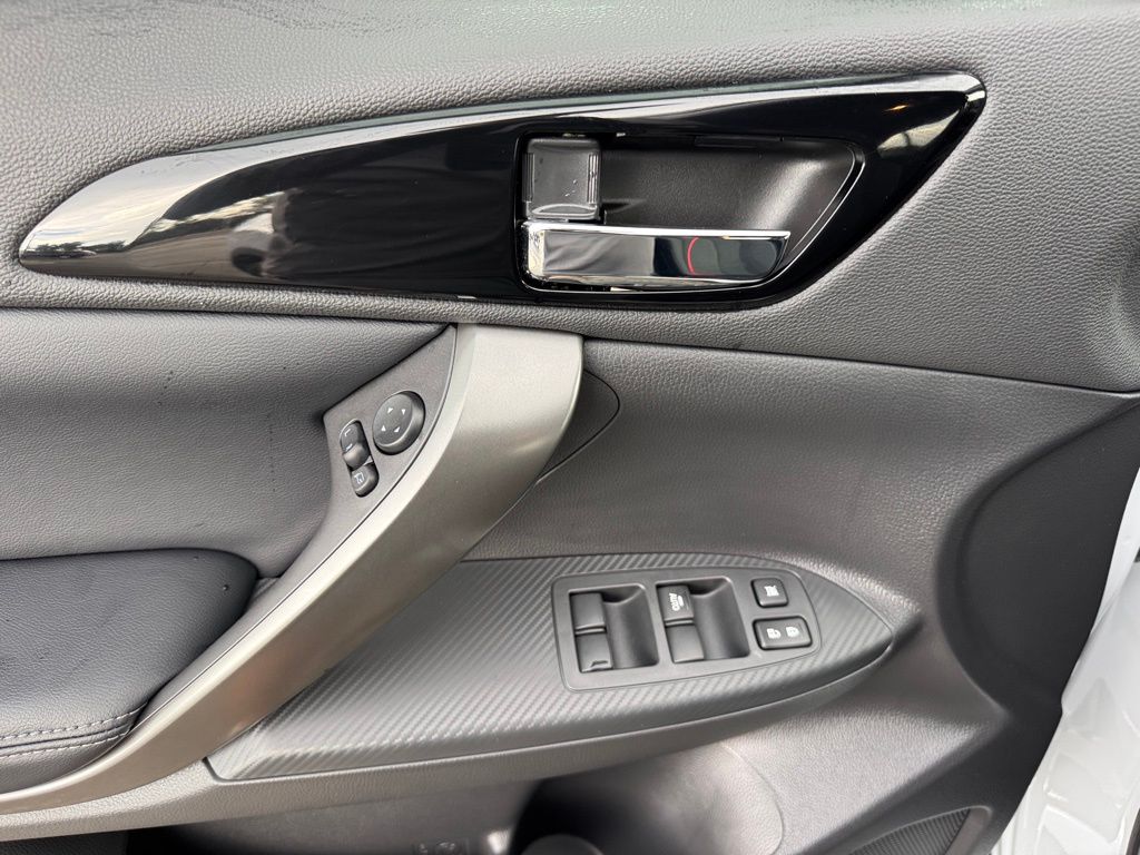 2025 Mitsubishi Eclipse Cross SEL photo 26