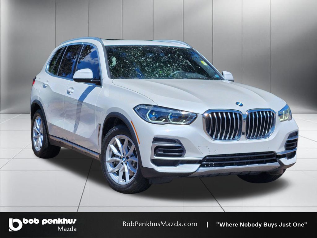 2022 BMW X5 xDrive40i AWD