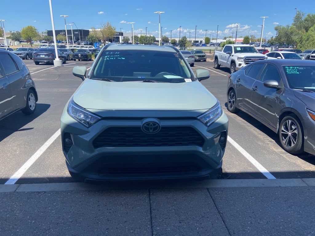 Thumbnail: 2020 Toyota RAV4 - 2