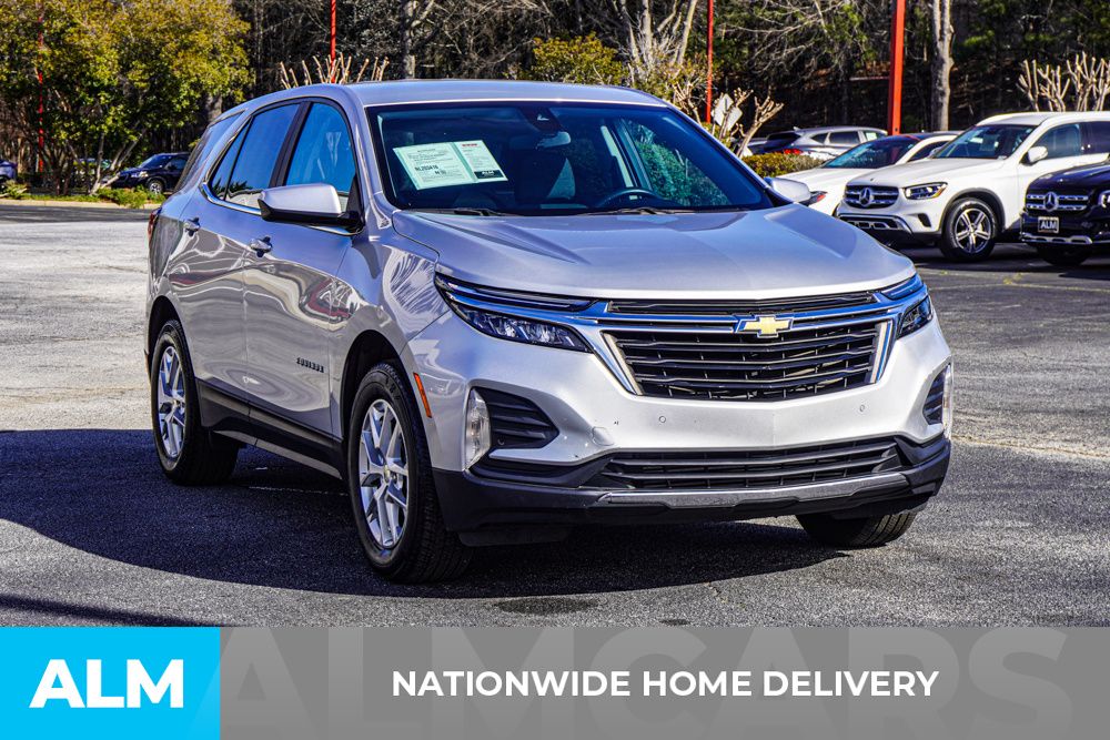 2022 Chevrolet Equinox LT photo 3