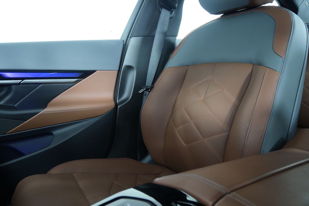 2025 BMW i5 xDrive40 29