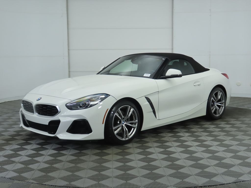 Thumbnail: 2025 BMW Z4 - 9