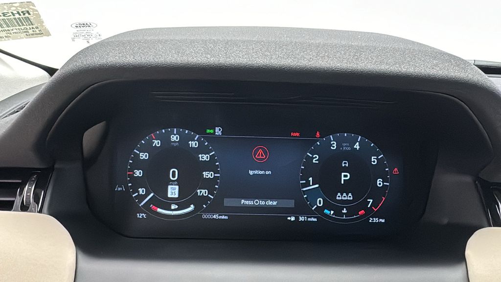 2024 Land Rover Discovery Sport S 16