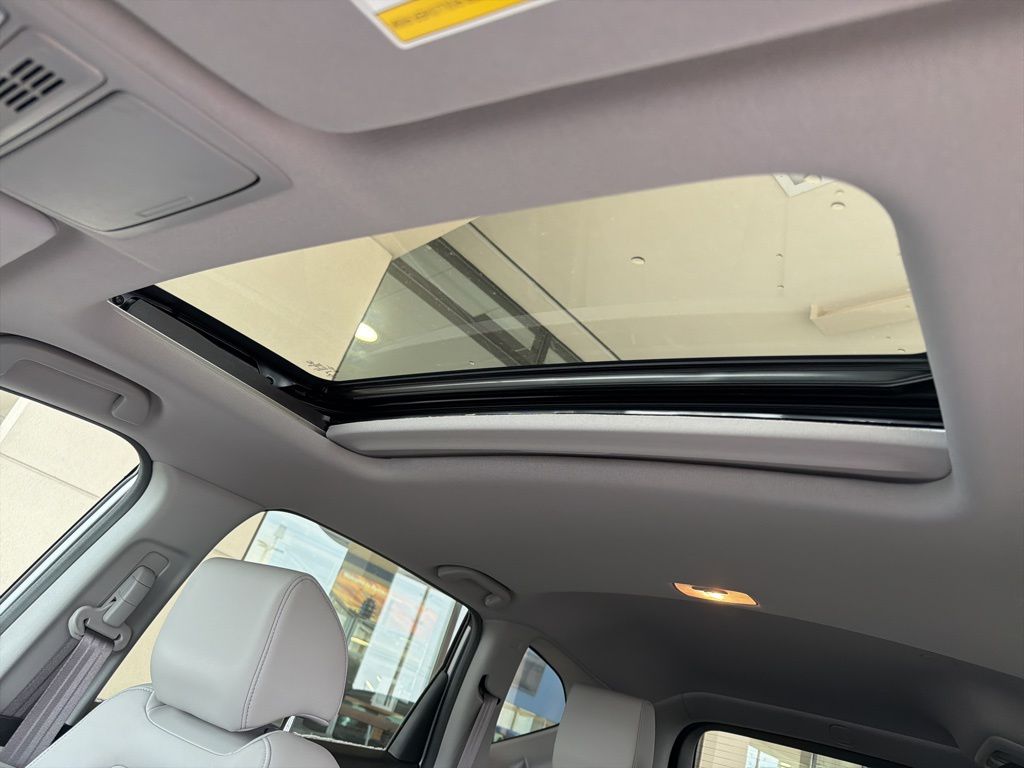 Thumbnail: 2021 Honda CR-V - 11