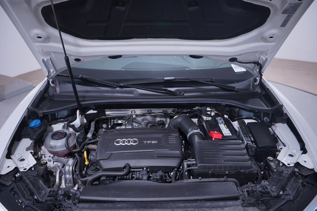 Thumbnail: 2019 Audi Q3 - 24