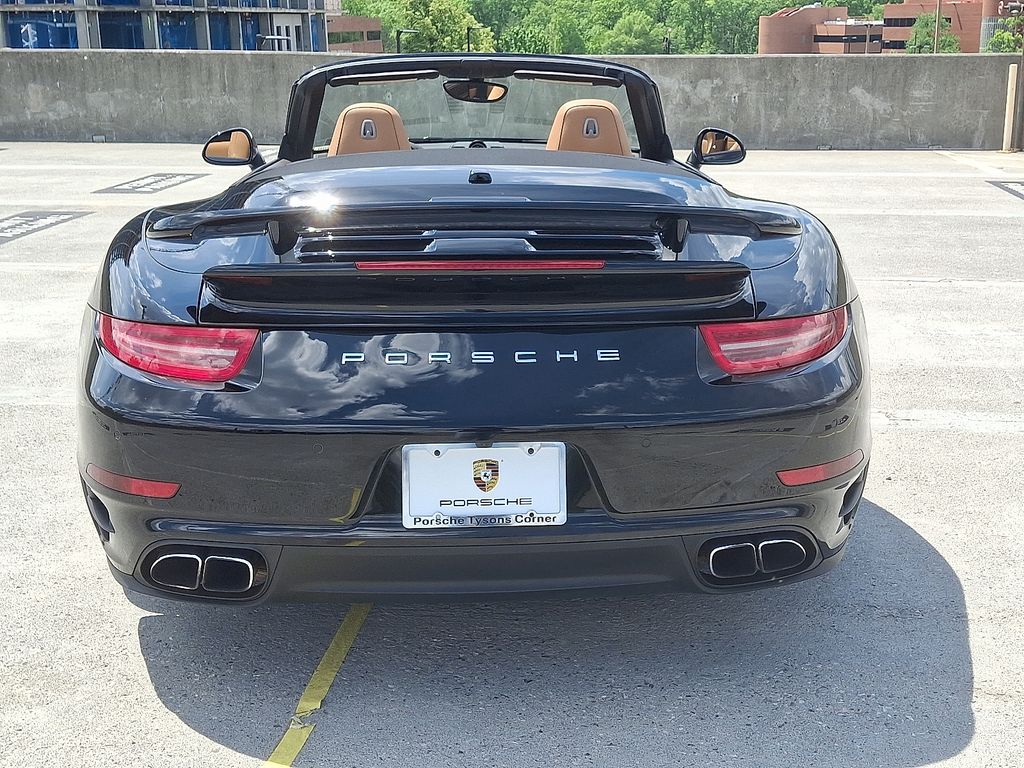 2015 Porsche 911 Turbo S 9