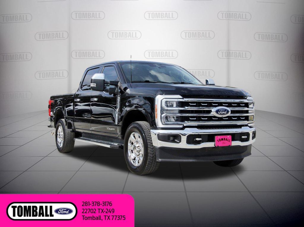 2023 Ford F-250 Super Duty Lariat Crew Cab 4WD