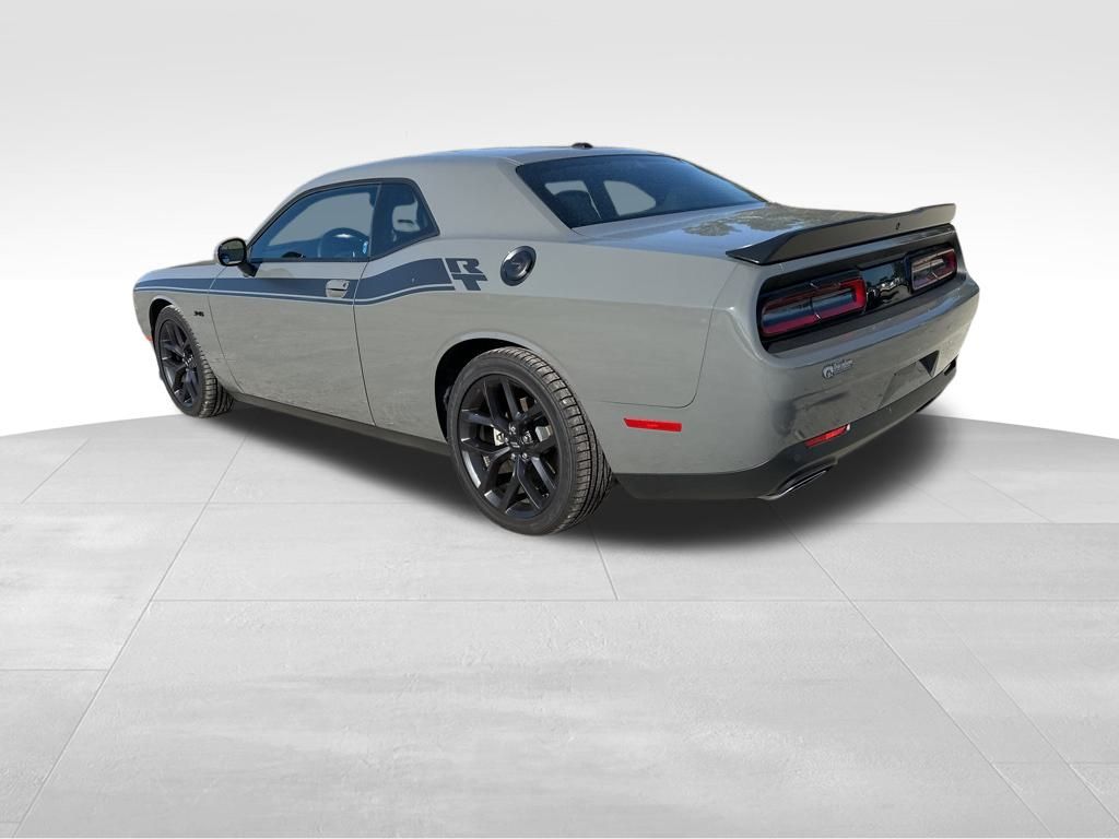 2023 Dodge Challenger R/T 6