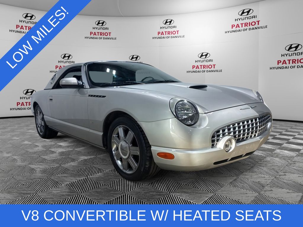 2004 Ford Thunderbird Deluxe RWD