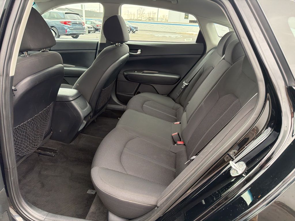 Thumbnail: 2020 Kia Optima - 19