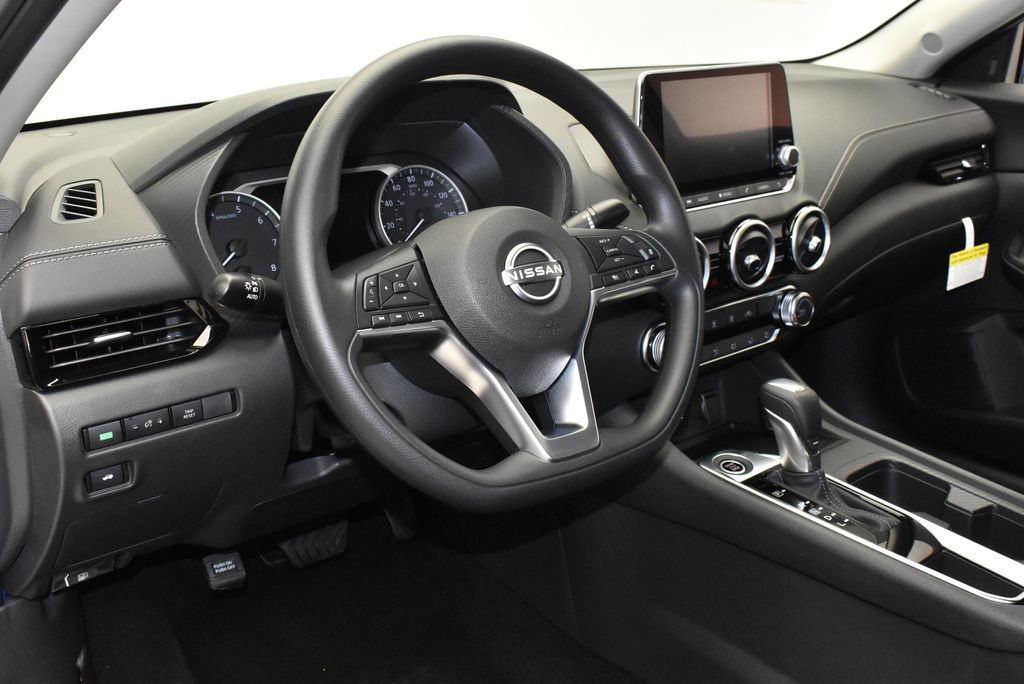 Thumbnail: 2025 Nissan Sentra - 14