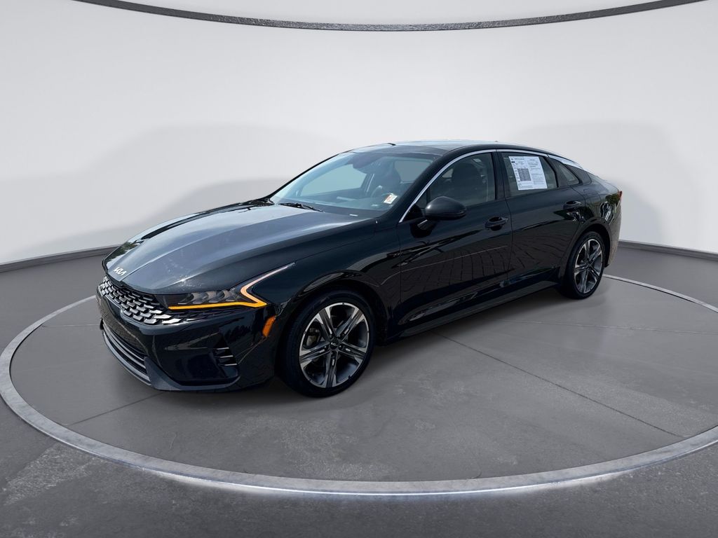 Used 2023 Black Kia EX image 3