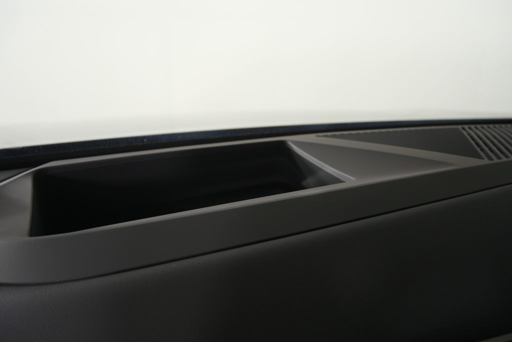 Thumbnail: 2025 BMW X3 - 21