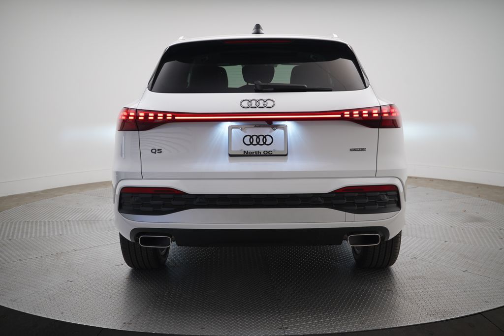 Thumbnail: 2026 Audi Q5 - 4