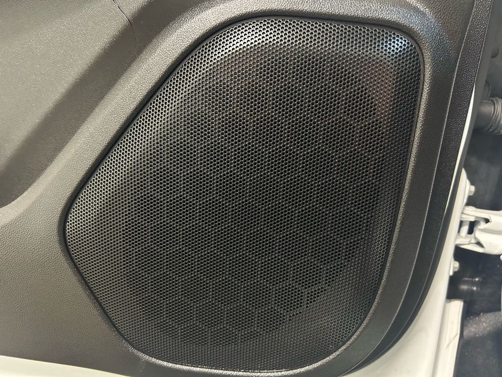 used 2023 GMC Acadia car, priced at $30,246