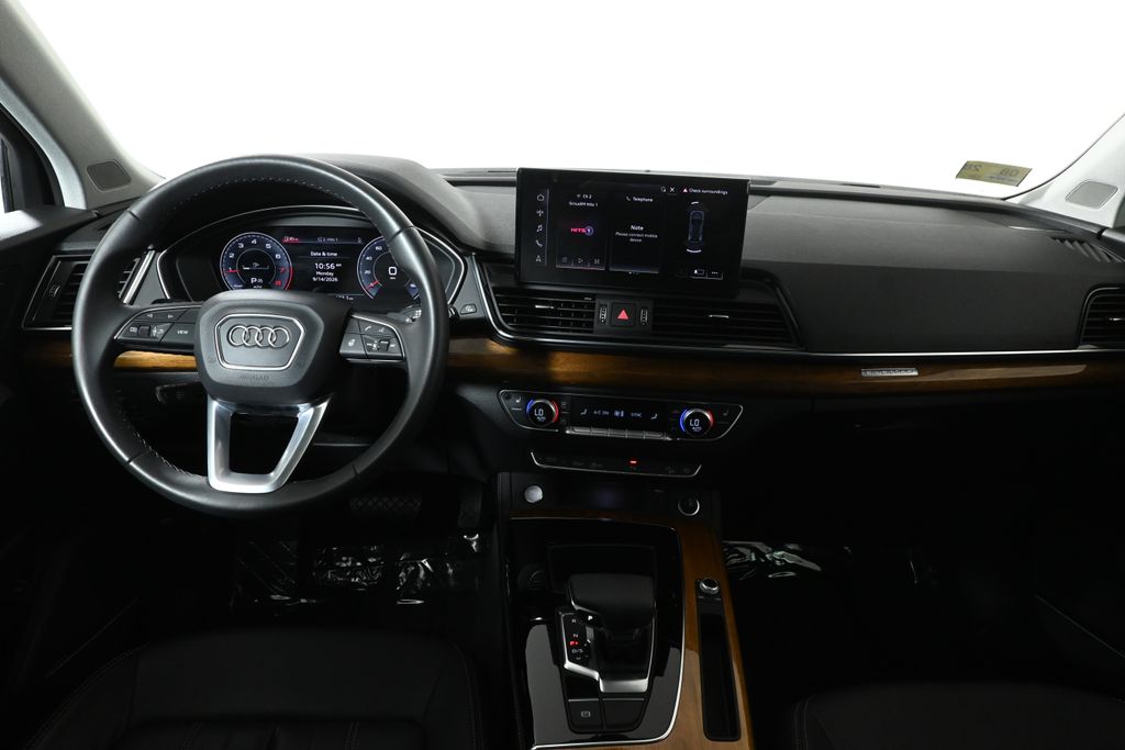 Thumbnail: 2023 Audi Q5 - 17