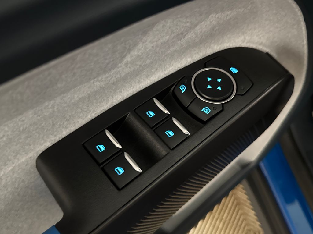 New 2026 Blue Ford XLT image 22