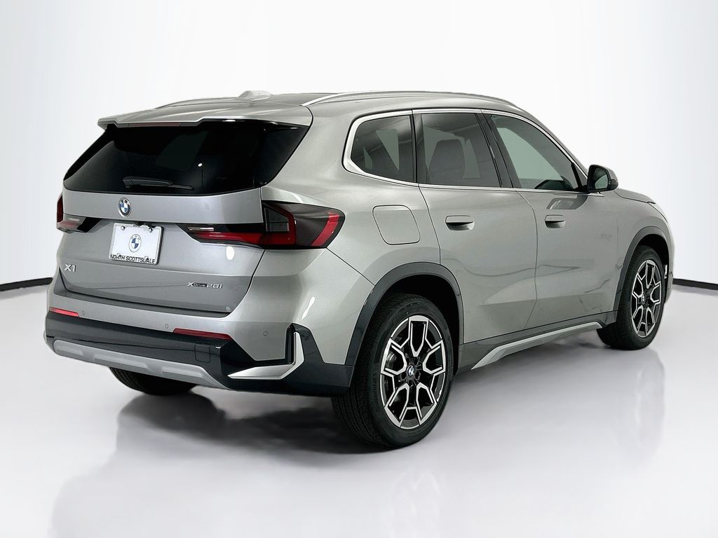 Thumbnail: 2026 BMW X1 - 5