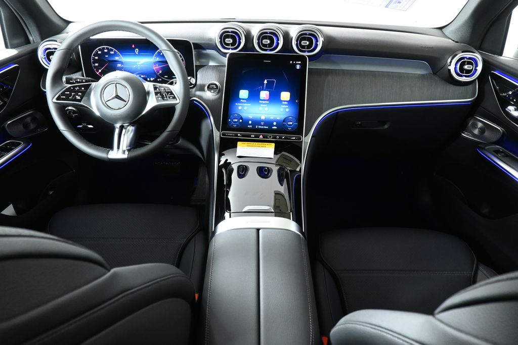 Thumbnail: 2025 Mercedes-Benz GLC - 4