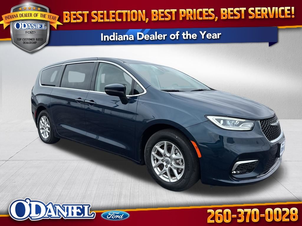 Fathom Blue Pearlcoat 2023 Chrysler Pacifica Touring L FWD Minivan Front-Wheel Drive 9-Speed Automatic