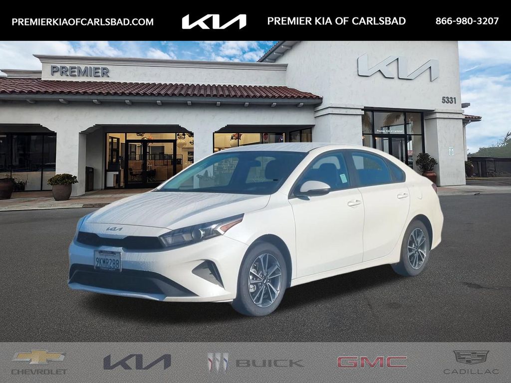 2024 Kia Forte LXS FWD