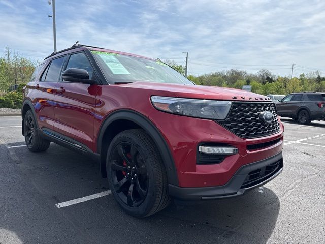 Red Metallic 2022 Ford Explorer ST AWD SUV / Crossover All-Wheel Drive Automatic
