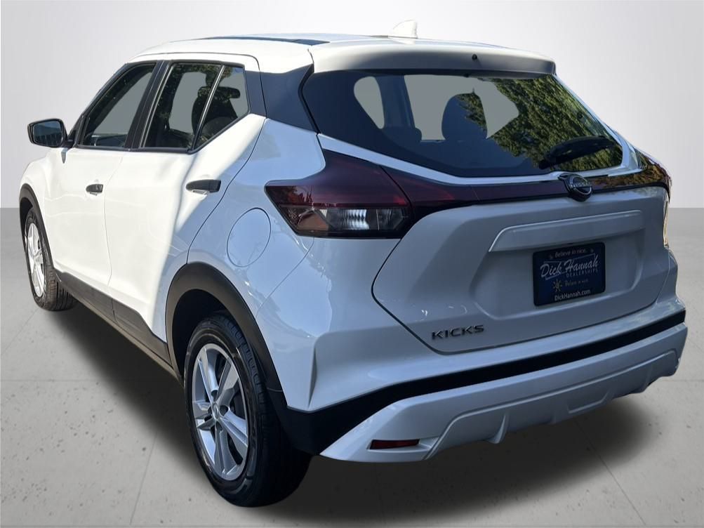 2024 Nissan Kicks S