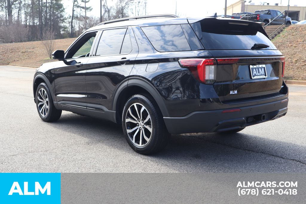 Used 2025 Black Ford ST-Line image 9